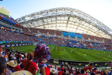 Soçi, Rusya - 15 Haziran 2018: Sochi, stadyum fisht. Fanlar stadyum dolu. Portekiz vs İspanya maç