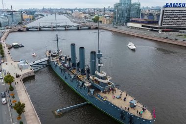 Pererburg, Rusya - 29 Mayıs 2018: Kruvazör Aurora nehir Neu, St.Petersburg şehir içinde. Turistler için açık. 1917 devriminin sembolü.