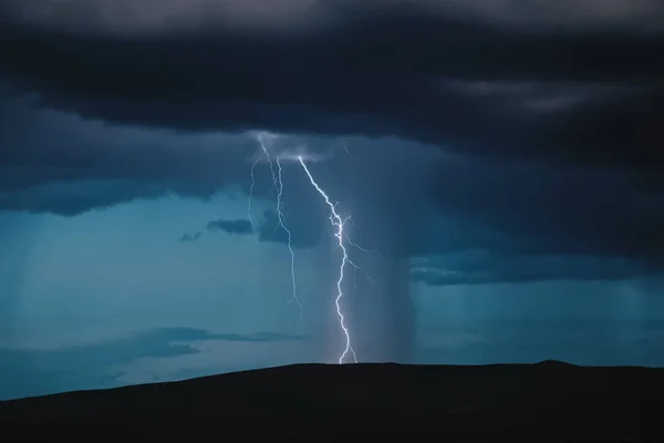 Blixtnedslag Himlen Elektriska Urladdningar Himlen — Stockfoto