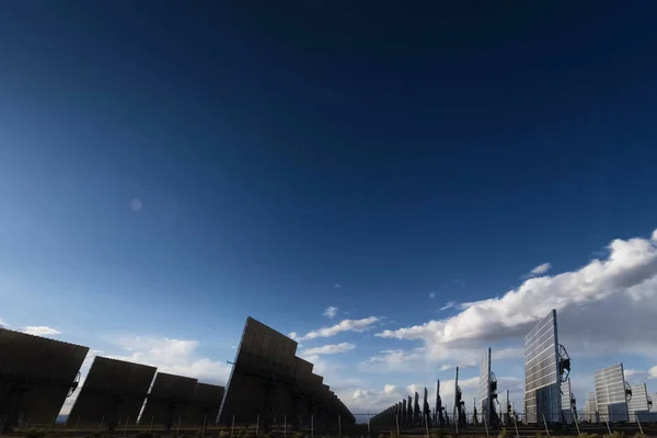 Paneles Solares Una Fuente Alternativa Energía Fuente Energía Renovable — Foto de Stock