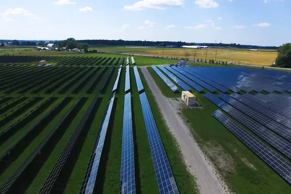 Sonnenkollektoren Eine Alternative Energiequelle Erneuerbare Energien — Stockfoto