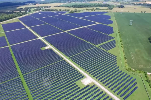 Sonnenkollektoren Eine Alternative Energiequelle Erneuerbare Energien — Stockfoto