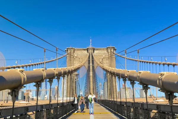 Nueva York Junio 2015 Puente Brooklyn Camina Por Puente Caminando — Foto de Stock