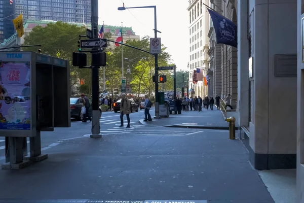 Νέα Υόρκη Ηπα Ιουνίου 2015 Περπάτημα Στους Δρόμους Της Νέας — Φωτογραφία Αρχείου
