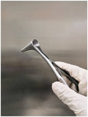 Cerrah Tutan Nazal Spekulum