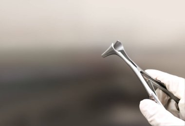 Cerrah Tutan Nazal Spekulum