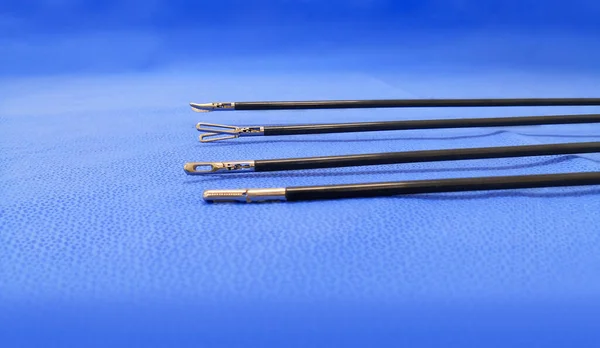 Zbliżenie Obraz Laparoskopowych Instrumentów Chirurgicznych Porady — Zdjęcie stockowe