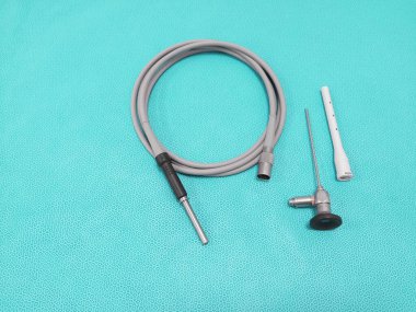 Tıbbi Cerrahi Sert Teleskop ve Fiber Optik Işık Kablosu