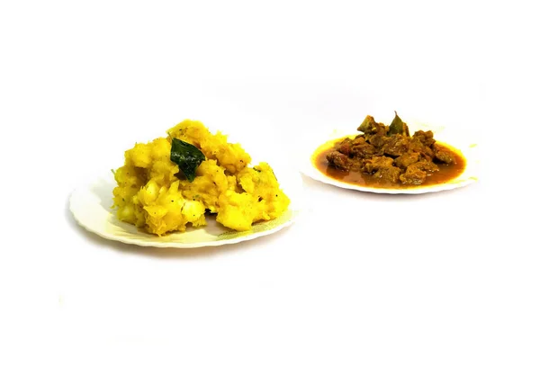 Kerala Style Cooked Yellow Tapioca Spicy Beef Curry White Background — Stock Photo, Image