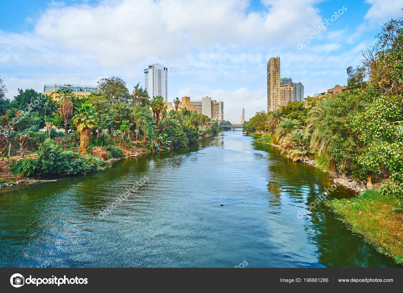 View Bridge Lush Green Gardens Located Rawdah Roda Island Downtown