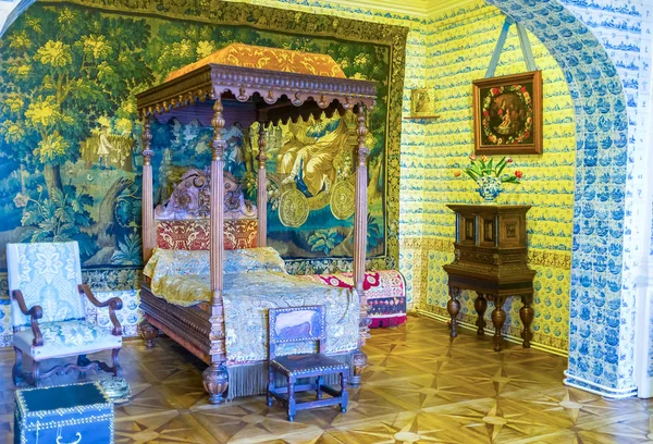 San Petersburgo Rusia Abril 2015 Dormitorio Del Palacio Menshikov Ricamente — Foto de Stock