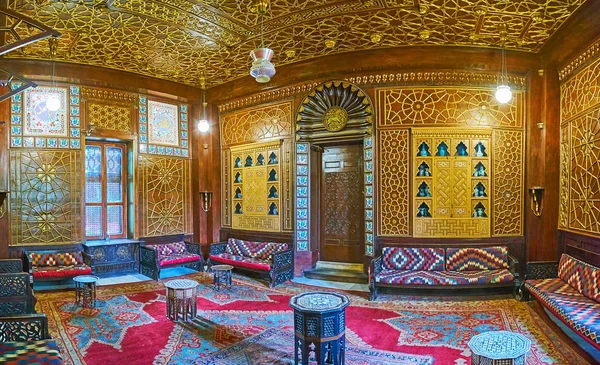 Cairo Egypt December 2017 Carved Wooden Salon Golden Patterns Niches — Stock Photo, Image