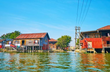 Uzunbacak köyler Inle Gölü, Inpawkhon gibi yerel yaşam tarzı ve gelenekleri, Myanmar keşfetmek için mükemmel örnekleridir.