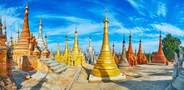 Nyaung Ohak arkeolojik kompleksinin turistler ve Budist hacılar, Inle Gölü, Myanmar için seyahat arasında popüler.
