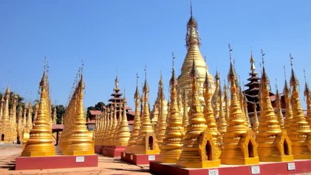 Buddhistisches Kloster Des Dorfes Hang Neben Historischen Kakku Pagoden Gelegen — Stockvideo