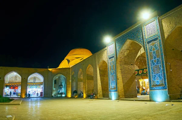 Kerman Iran Oktober 2017 Kvällen Lamporna Kerman Ganjali Khan Bazaar — Stockfoto