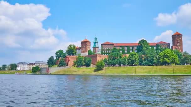 Panorama Wawel Castle Its Medieval Towers Massive Rampart Surrounded Lush — Stock Video