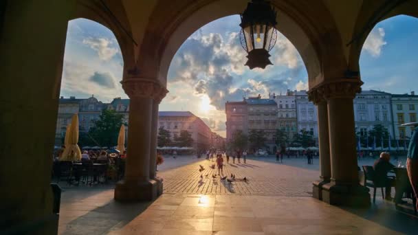 Krakow Polonya Haziran 2018 Cloth Hall Arcade Sukiennice Görünüm Kalabalık — Stok video