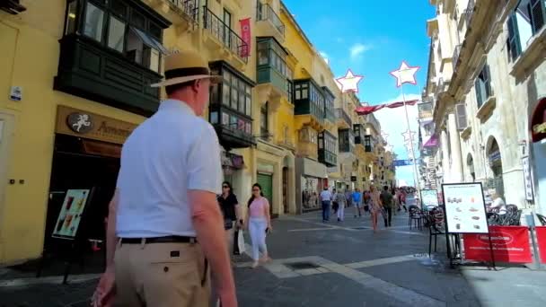 Valletta Malta June 2018 Noisy Republic Street Main Shopping Area — Stock Video