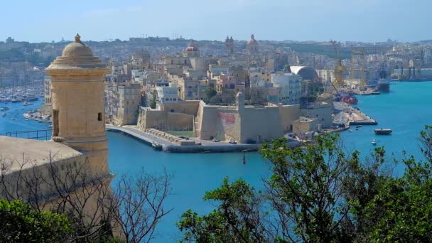 Medieval Fortified City Senglea Isla Surrounded Blue Waters Grand Harbour — Stock Video