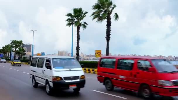 Alexandria Egito Dezembro 2017 Rápido Tráfego Longo Passeio Marítimo Estrada — Vídeo de Stock