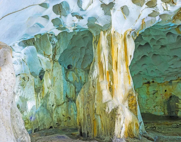 Интерьер Палеолитической Пещеры Караин Расположенной Горах Таурус Средиземноморский Регион Ягка — стоковое фото