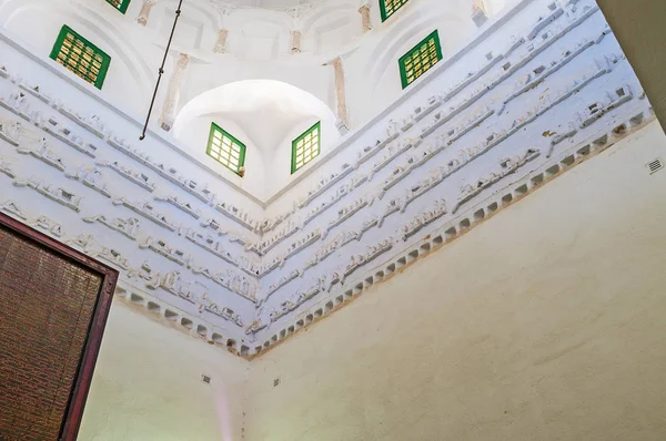 Kairouan Túnez Agosto 2015 Alivio Caligrafía Árabe Sala Oración Zaouia — Foto de Stock