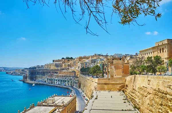 Vyn Kust Valletta Med Arkitektur Stenbrottet Wharf Enorma Vallar Och — Stockfoto