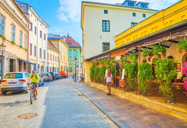 Krakau Polen Juni 2018 Gemütliche Sommerterrasse Des Restaurants Mit Polnischer — Stockfoto