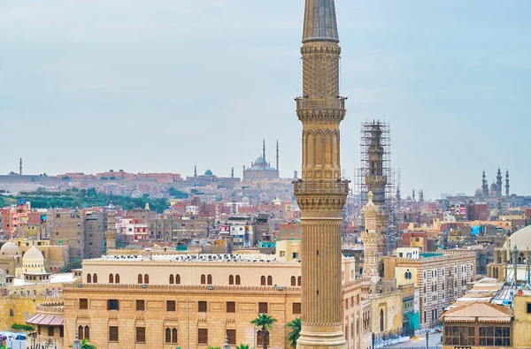 Islamitische Buurt Van Cairo Beschikt Talrijke Mosquare Met Hoge Minaretten — Stockfoto