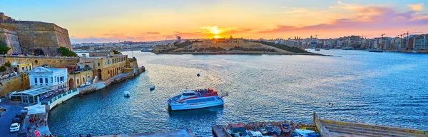 Valletta Malta June 2018 Tall Fortress Walls Valletta Open View — Stock Photo, Image