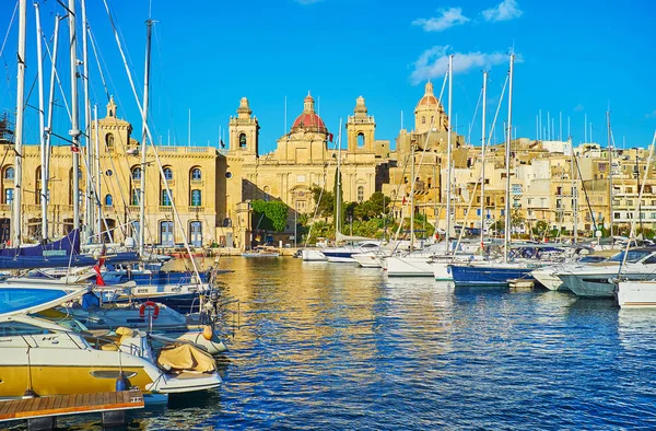 Birgu Malta Giugno 2018 Chiesa Lawence Situata Sulla Riva Del — Foto Stock