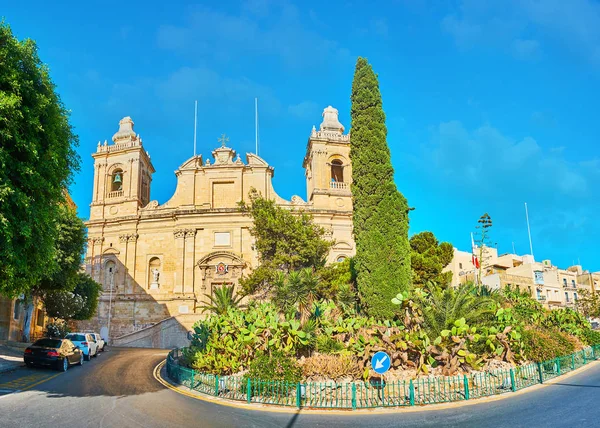 Panorama Com Belo Jardim Paisagístico Freedom Monumento Com Plantas Cacto — Fotografia de Stock