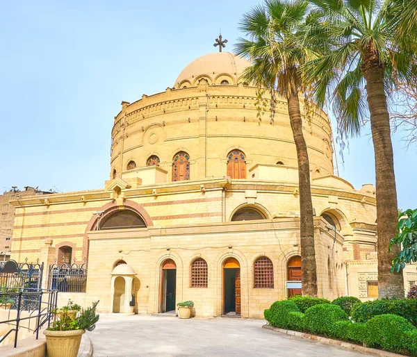 Hermosa Iglesia Ortodoxa Estilo Bizantino San Jorge Desierto Copto Cairo —  Fotos de Stock