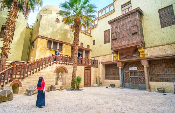 Cairo Mısır Aralık 2017 Aralık Kahire Coptic Museum Avlusunda Müslüman — Stok fotoğraf