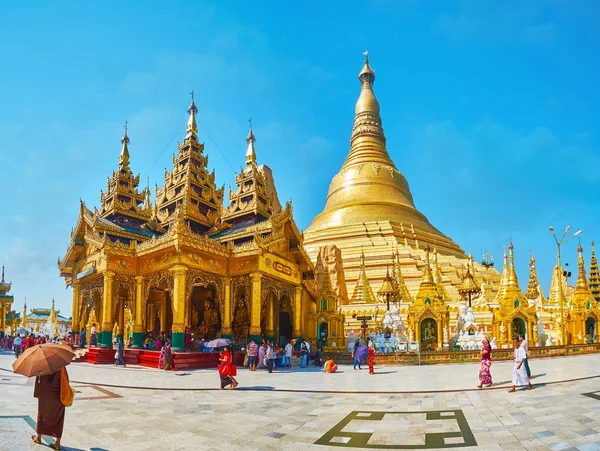 Yangon Myanmar Února 2018 Velký Architektonický Celek Shwedagon Pagoda Obří — Stock fotografie