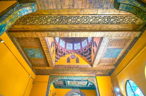Kair Egipt Grudnia 2017 Piękną Kopułą Muzeum Koptyjskie Ozdobione Drewnianymi — Zdjęcie stockowe