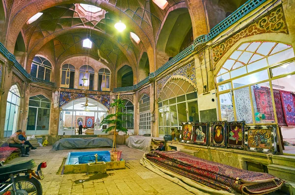 Kashan Irán Octubre 2017 Las Tiendas Alfombras Caravasar Medieval Del —  Fotos de Stock