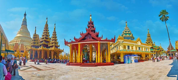 Yangon Mianmar Fevereiro 2018 Panorama Com Principal Stupa Shwedagon Gautama — Fotografia de Stock