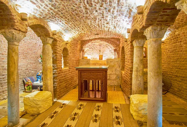 Cairo Egipto Diciembre 2017 Pequeña Cripta Piedra Iglesia Santa Bárbara —  Fotos de Stock