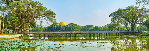 Yangon Myanmar Února 2018 Panorama Kandawgyi Park Starý Dřevěný Most — Stock fotografie