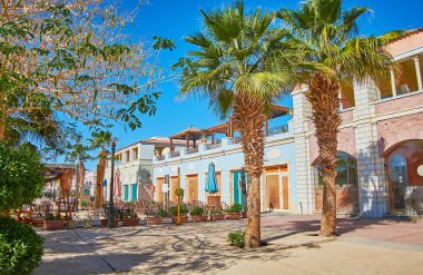 Güzel açık kafe turizm tesisi, Lezeih sokak, Sharm El Sheikh, Sinai, Mısır Merkez İlçe.