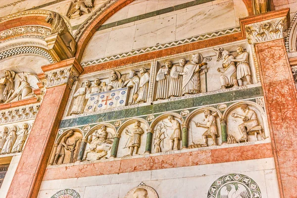 Las Esculturas Mármol Sobre Diferentes Temas Fachada Catedral San Martín — Foto de Stock