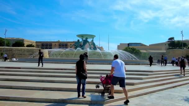 Valletta Malta Czerwca 2018 Wielki Triton Fountain Położony Nelson Avenue — Wideo stockowe