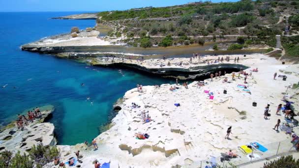 Marsaxlokk Malta Června 2018 Pobřeží Delimara Poloostrova Ohromující Přírodní Bazén — Stock video