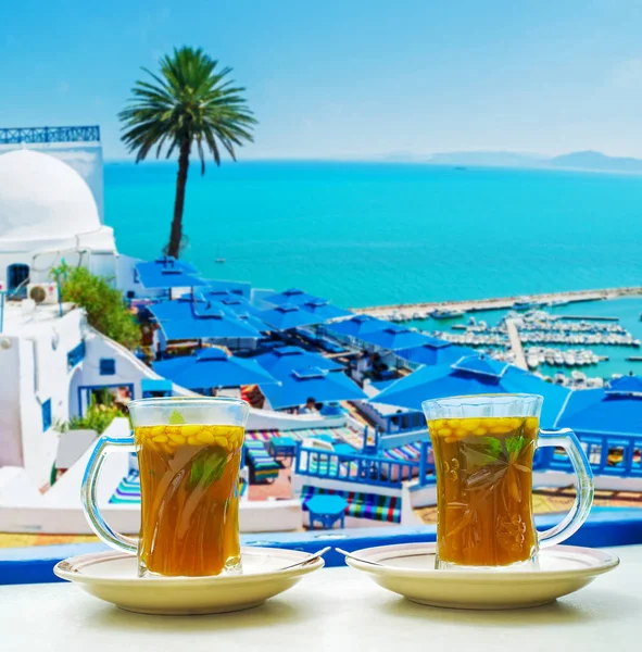 Genießen Sie Traditionellen Tunesischen Minztee Mit Pinienkernen Restaurant Mit Blick — Stockfoto