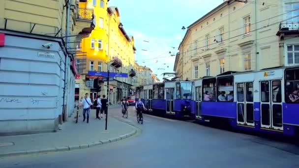Krakow Polonia Giugno 2018 Tram Della Città Cavalcando Lungo Strada — Video Stock
