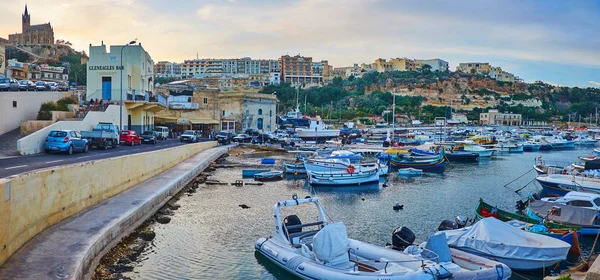 Ghajnsielem Malta Června 2018 Panoráma Přístavu Mgarr Rybářských Člunů Strmými — Stock fotografie
