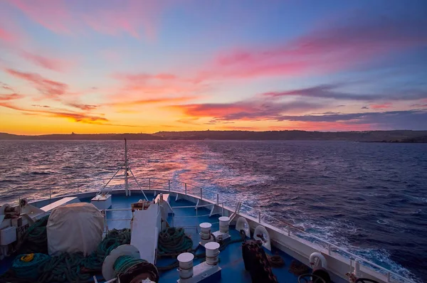 Disfrute Del Crepúsculo Paisaje Marino Mediterráneo Desde Ferry Flotando Desde — Foto de Stock