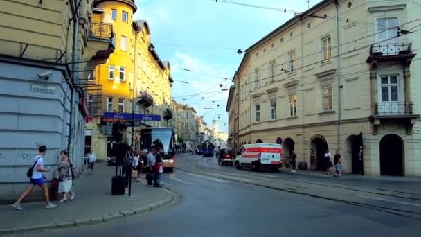 Krakov Polsko Června 2018 Zaneprázdněn Krakowska Street Rychlá Jízda Tramvají — Stock video